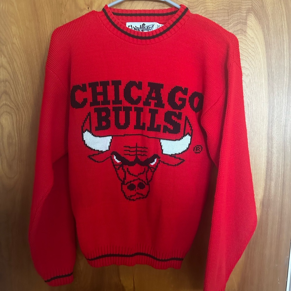 Chicago Bulls Red Sweater (90s Vintage)